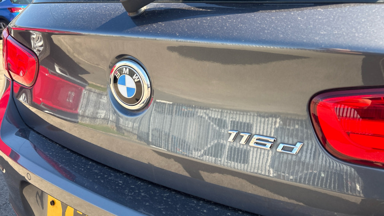 BMW 1 Series 116d EfficientDynamics Plus 5dr Diesel Hatchback